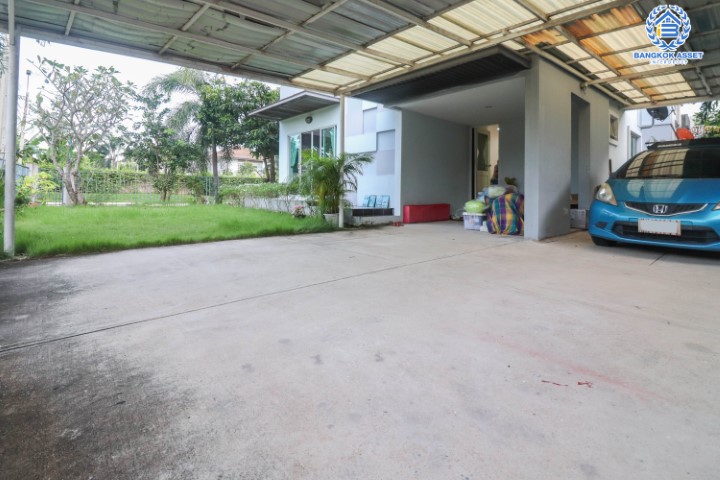 *****บ้านมือเดี่ยวมือสองย่านนนทบุรี ม.วิลล่าการ์เด้น3 บางกรวย-ไทรน้อย หลังมุม เนื้อที่ 66.7 ตร.ว. ฟังก์ชัน 3 ห้องนอน 3 ห้องน้ำ จอดรถได้ 2 คัน บรรยากาศเป็นส่วนตัว หน้าบ้านไม่ชนใคร บนทำเลศักยภาพ ใกล้เซ็นทรัลเวสต์เกต เชื่อมต่อหลายเส้นทาง ถ.รัตนาธิเบศร์, ถ.กาญจนาภิเษก และราชพฤกษ์ และรถไฟฟ้า "สถานีบางพลู"